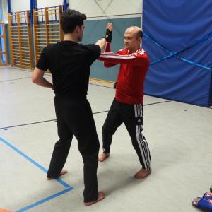 Selbstverteidigung - Schnelle-Hände-Technik #3