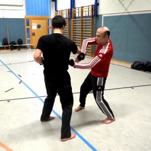 Selbstverteidigung - Schnelle-Hände-Technik #5